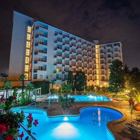 Hotel Ariston Molino Buja 4*