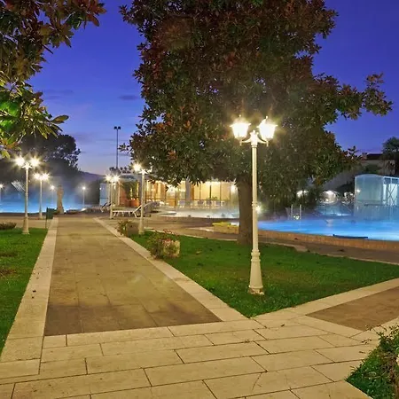 Ariston Molino Buja מלון 4*