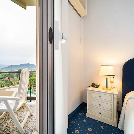 Ariston Molino Buja מלון 4*