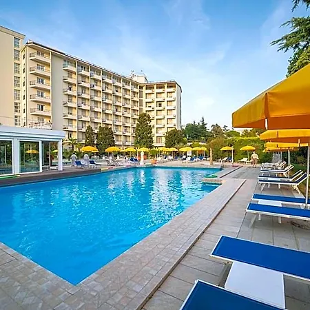 Ariston Molino Buja 4*