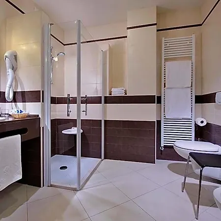 Ariston Molino Buja 4*